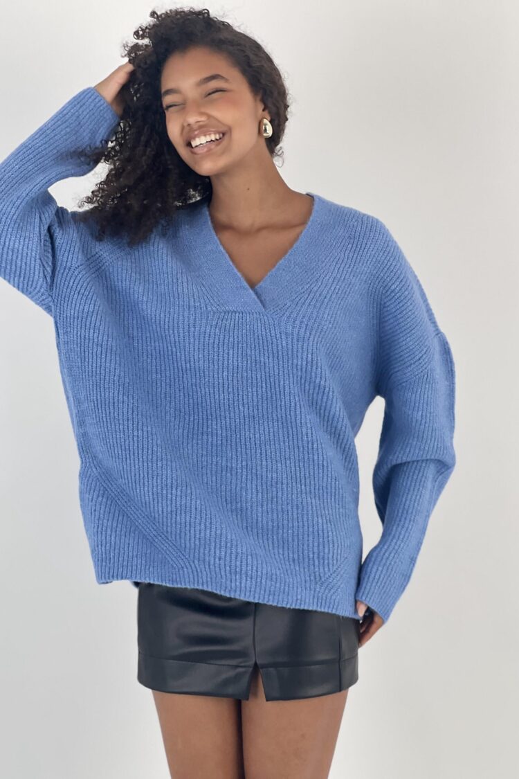 Blue Sweater Oversized V-Neck For Casual Wear