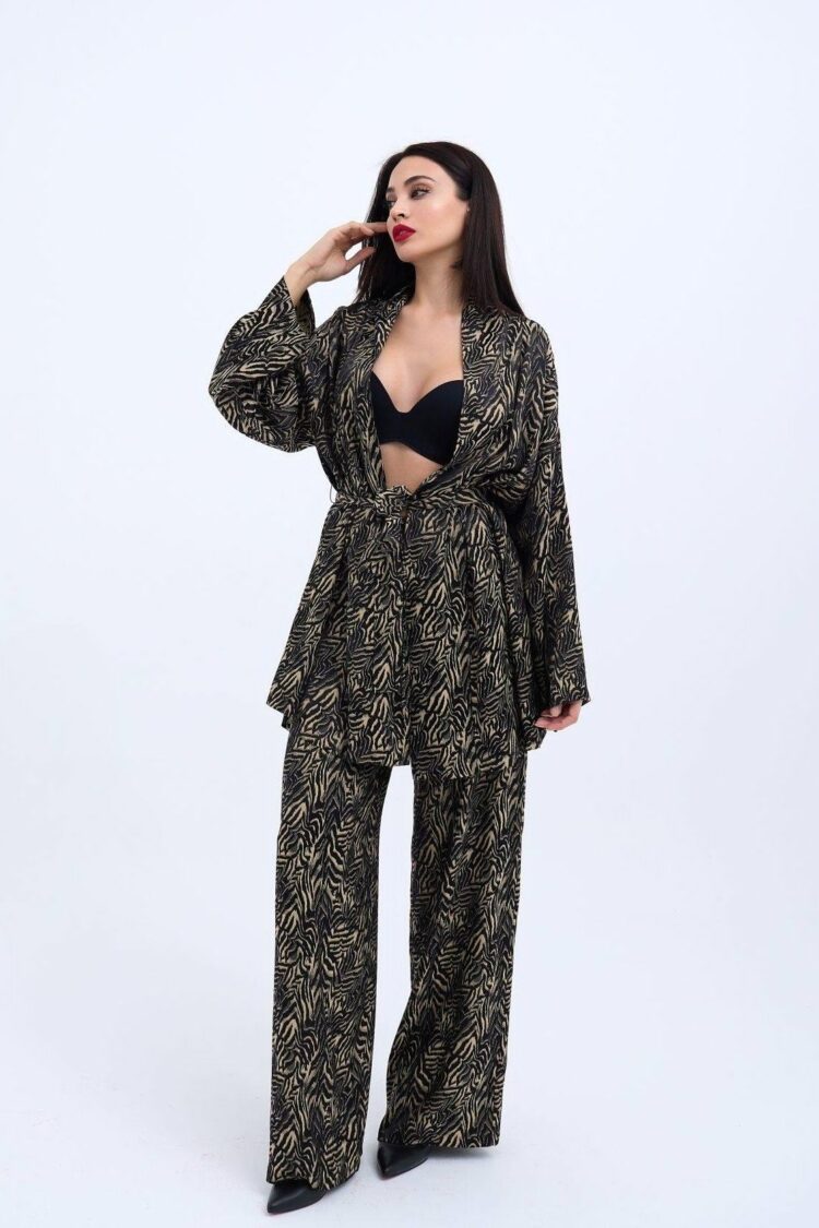 Two Piece Set With Trousers -& Black - Brand: Fame - Women & Kids, Baby Clothes Wholesale - Globality Store
