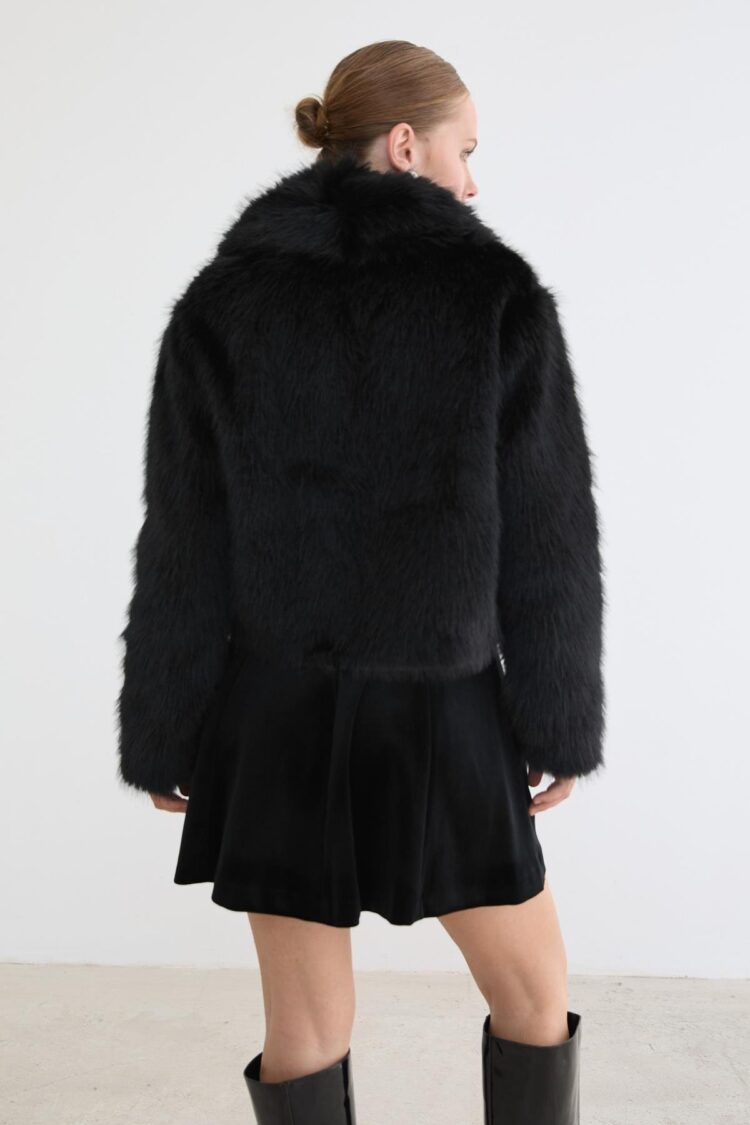 Fur Coat With Notched Collar And Tie Closure
