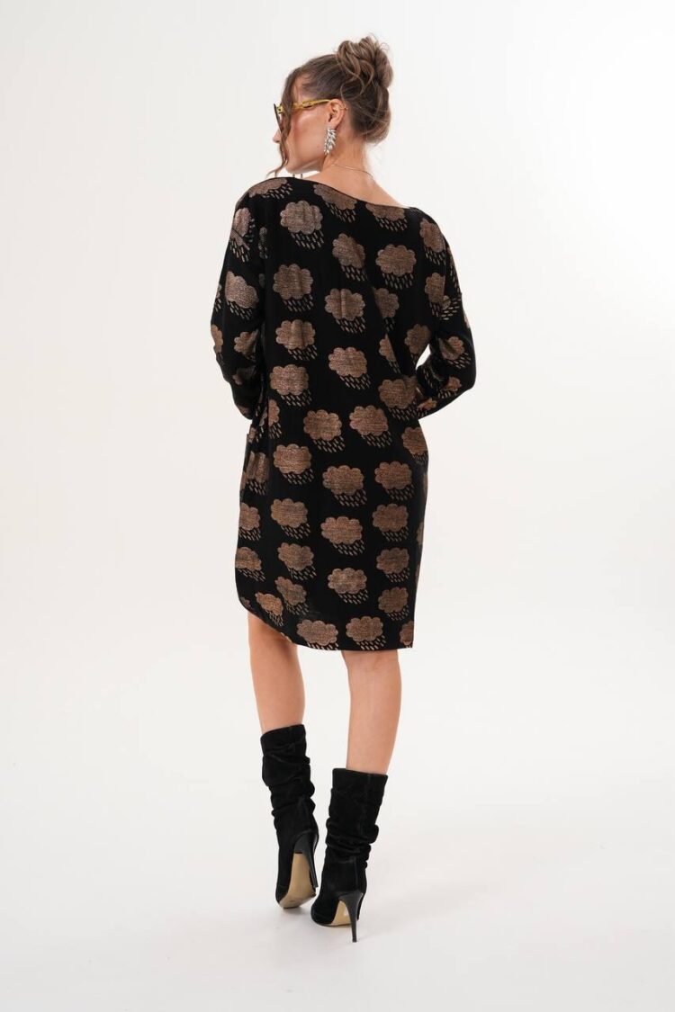 Elegant Black Shift Dress With Long Sleeves