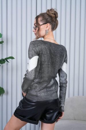 Black Slim Fit V-Neck Sweater - Brand: My Jest Fashion - Women & Kids, Baby Clothes Wholesale - Globality Store