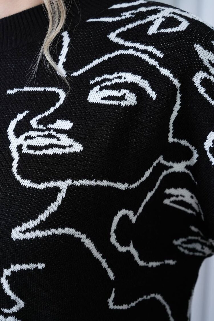 Crew Neck Sweater With Long Sleeves