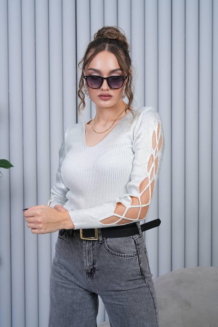 Striped V-Neck Slim Fit Sweater