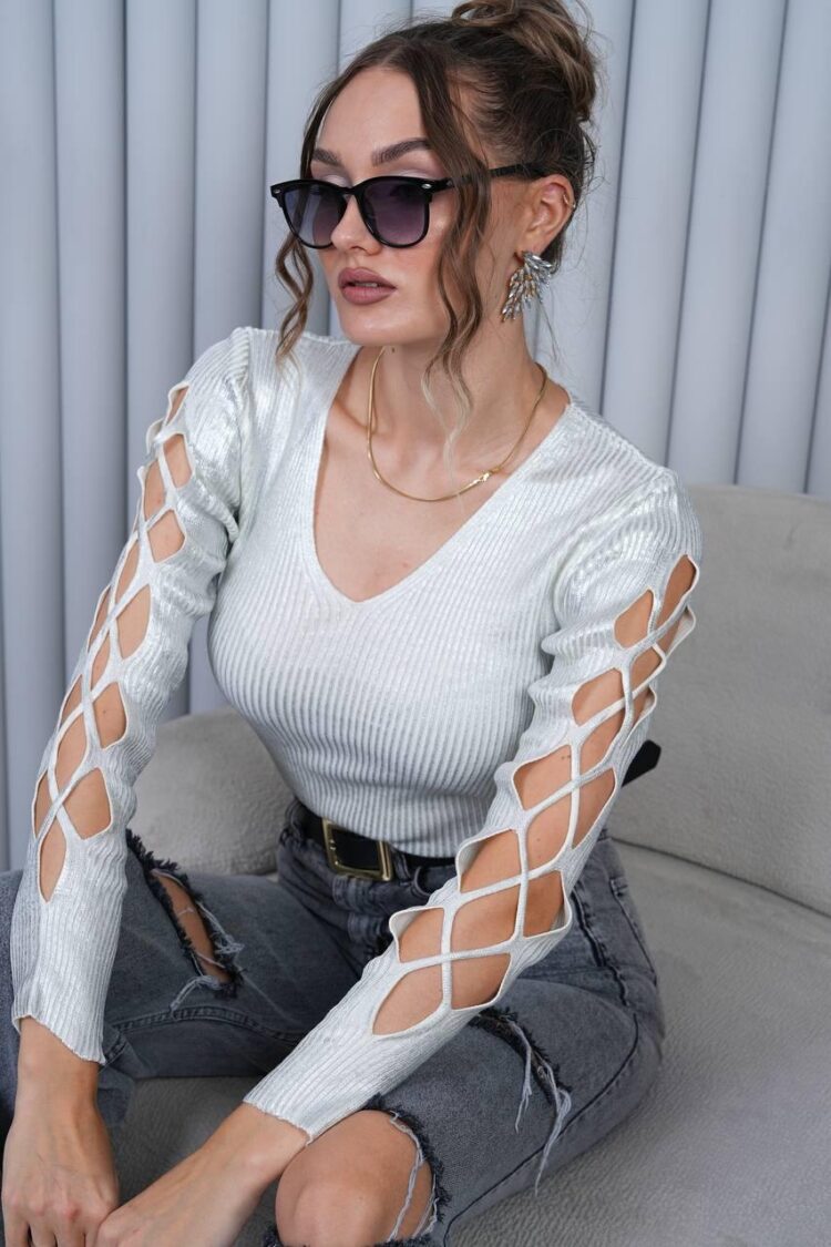 Striped V-Neck Slim Fit Sweater