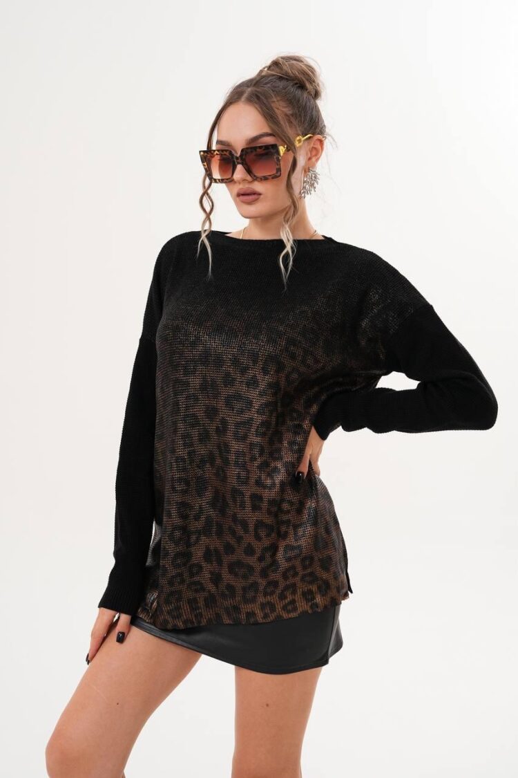 Oversized Fit Sweater With Animal Print