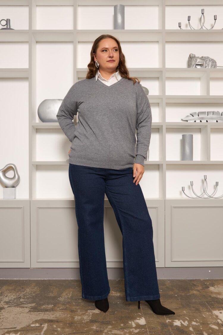 Grey Oversized Fit V-Neck Casual Sweater