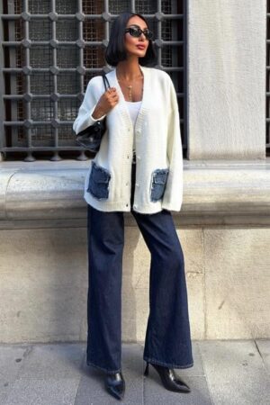 White Casual Oversized Cardigan With Buttoned Flap Pockets - Brand: Sobe Istanbul - Women & Kids, Baby Clothes Wholesale - Globality Store