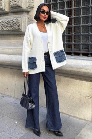 White Casual Oversized Cardigan With Buttoned Flap Pockets - Brand: Sobe Istanbul - Women & Kids, Baby Clothes Wholesale - Globality Store