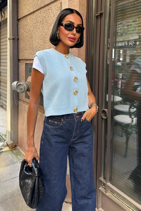 Buttoned Crop Vest With Regular Fit