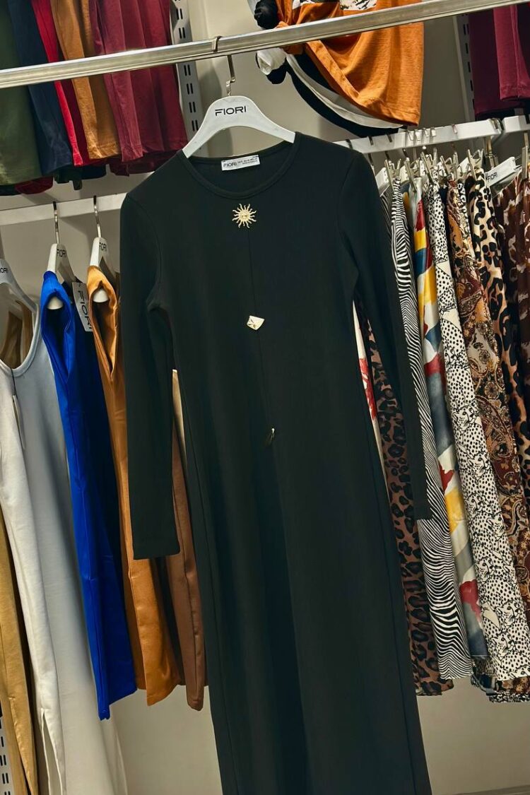 Black Modest Elegant Formal Sheath Dress