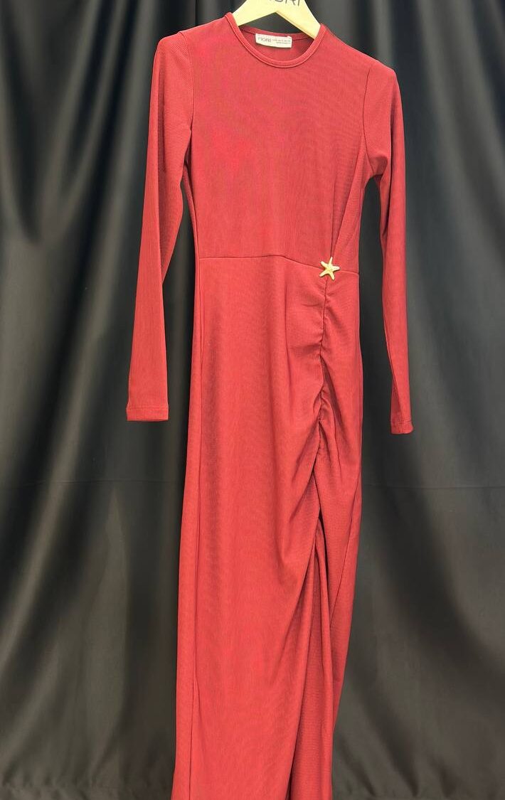 Elegant Red Sheath Dress With Long Sleeves