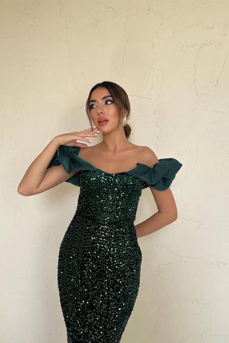 Elegant Green Sequined Sheath Dress