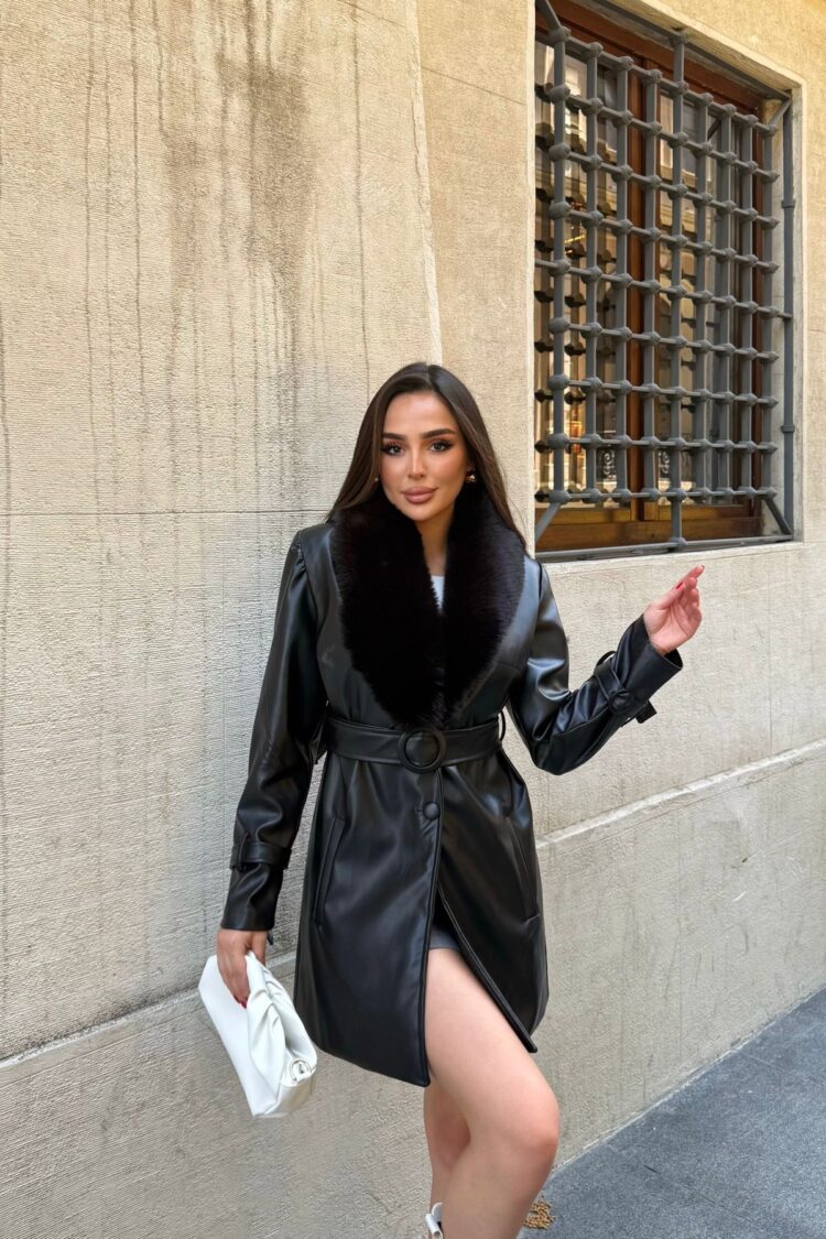 Single-Breasted Slim Fit Coat