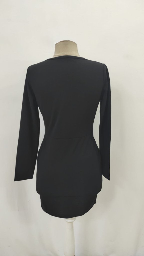 Elegant Bodycon Dress With V-Neck & Long Sleeves