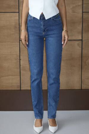 Mom Jeans With High Waist And Straight Leg - Brand: LACARINO - Women & Kids, Baby Clothes Wholesale - Globality Store