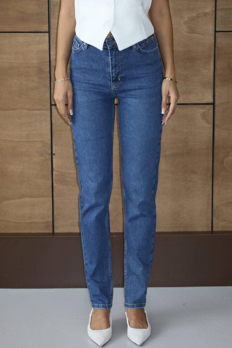 Mom Jeans With High Waist And Straight Leg - Brand: LACARINO - Women & Kids, Baby Clothes Wholesale - Globality Store