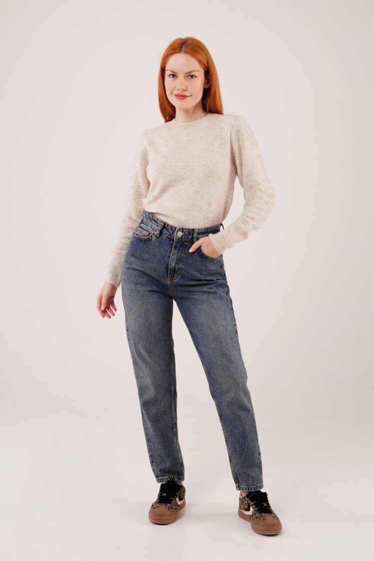 Beige Casual Sweater With Round Neck And Long Sleeves