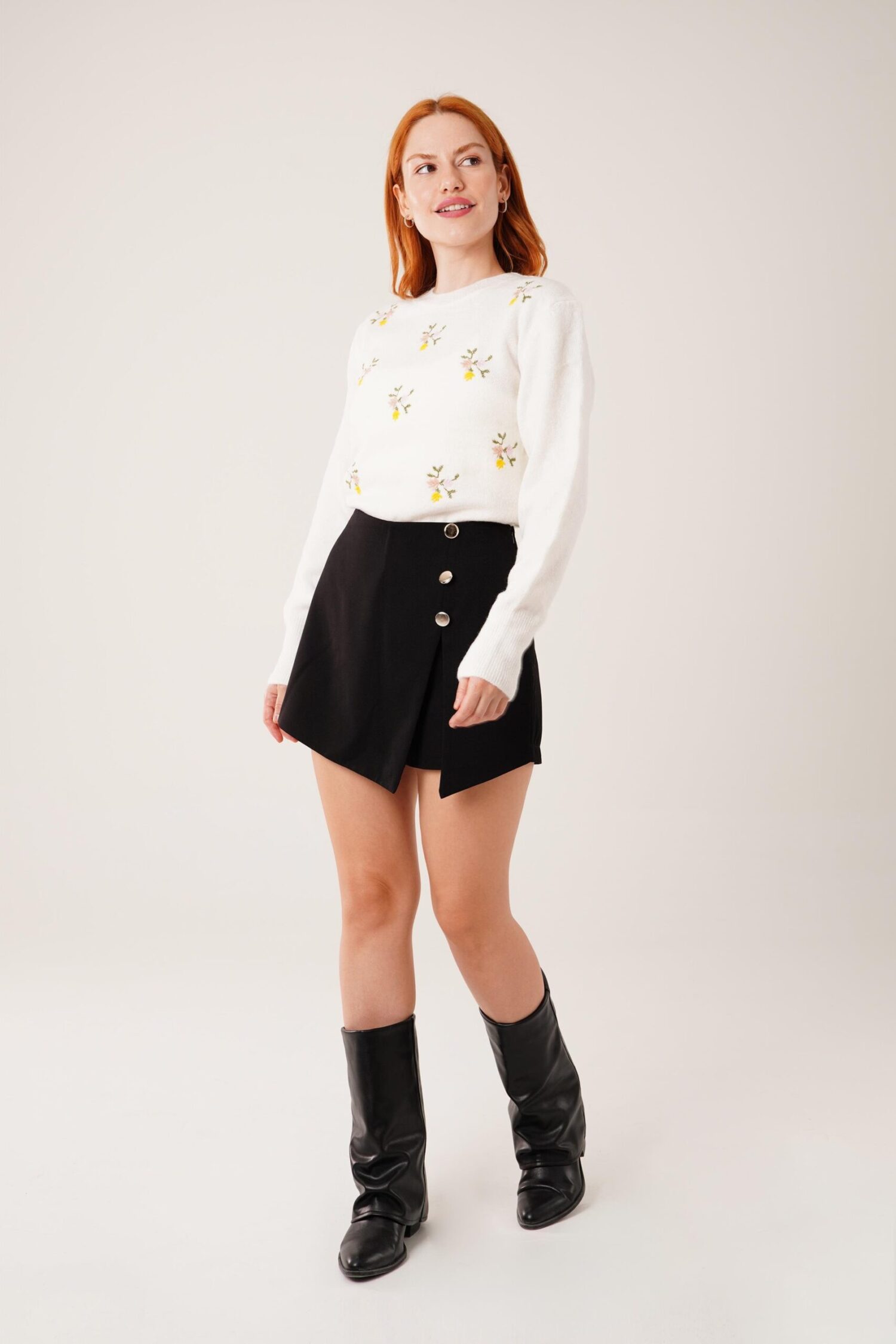 White Floral Casual Sweater - Brand: Lustrin - Women & Kids, Baby Clothes Wholesale - Globality Store