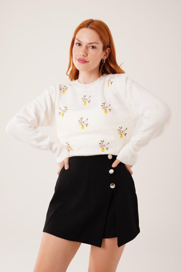 White Floral Casual Sweater