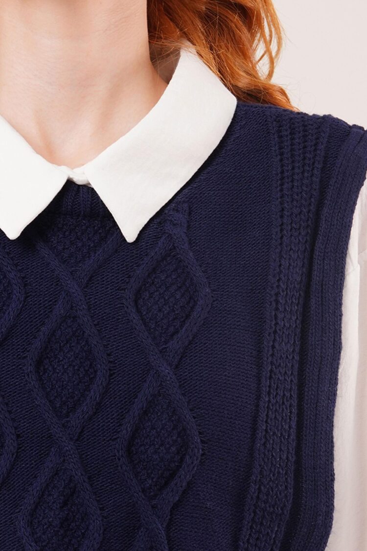 Sleeveless V-Neck Crop Sweater