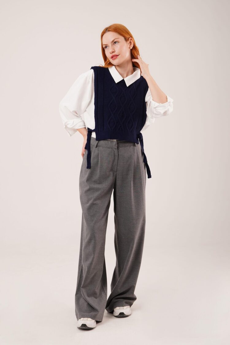 Sleeveless V-Neck Crop Sweater