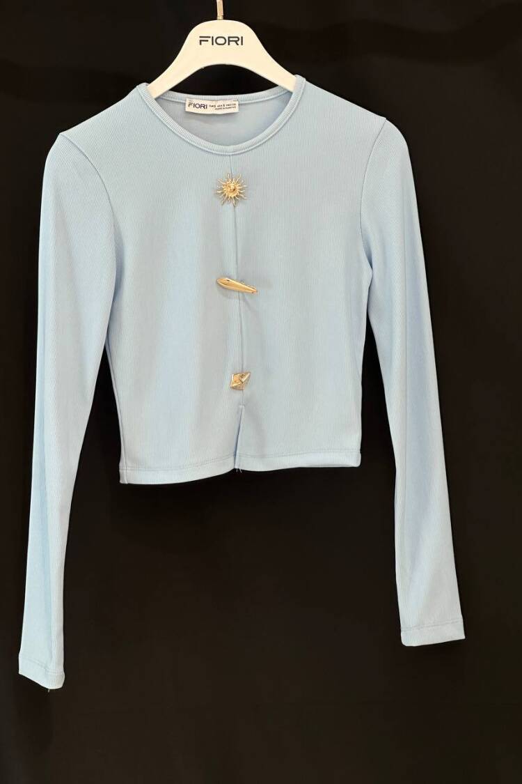 Slim Fit Crop Blouse With Long Straight Sleeves