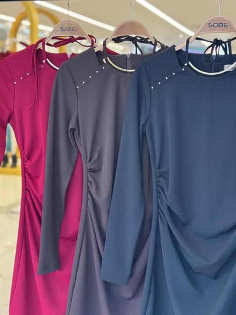 Elegant Formal Sheath Dress