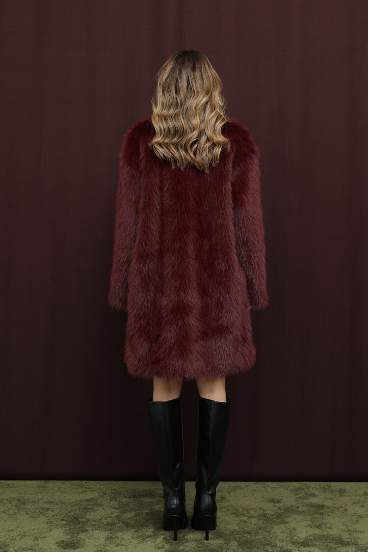 ClaretElegant Fur CoatLong Oversized Fit