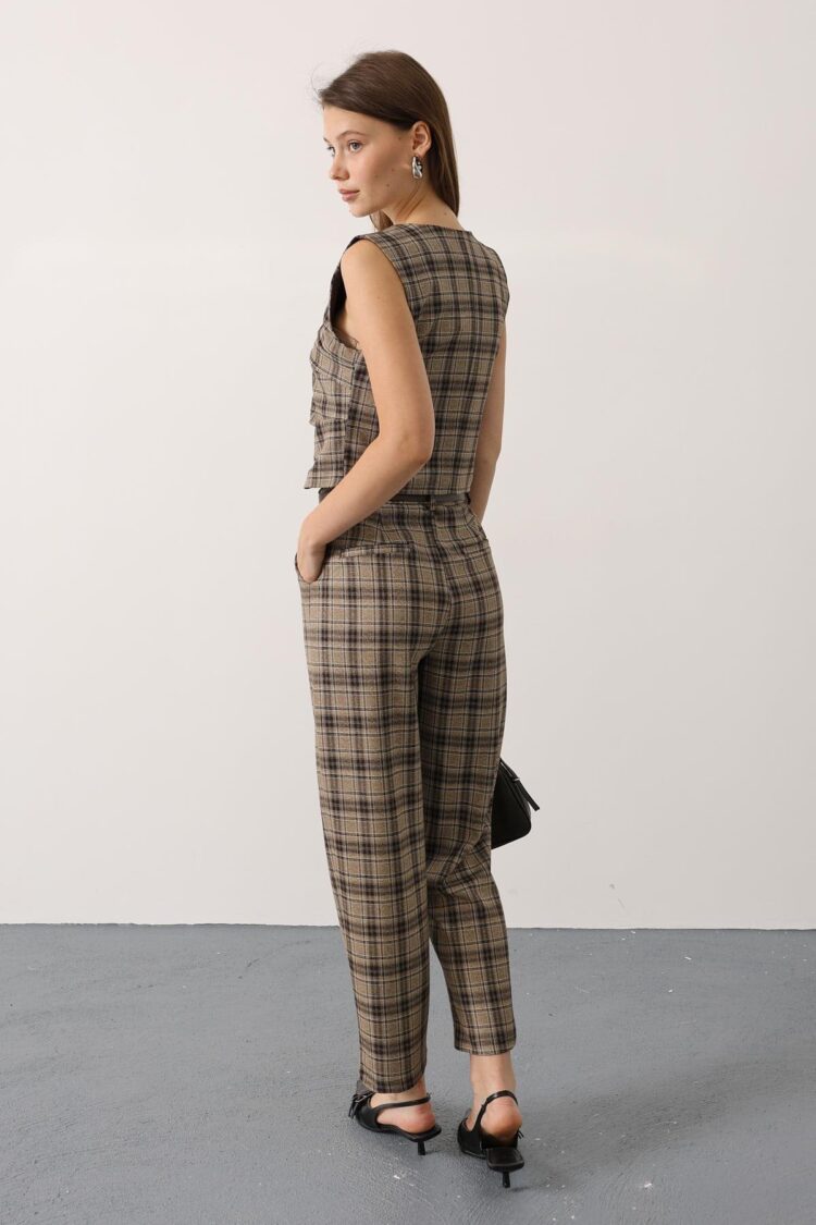 Brown Plaid Tapered Carrot Pants