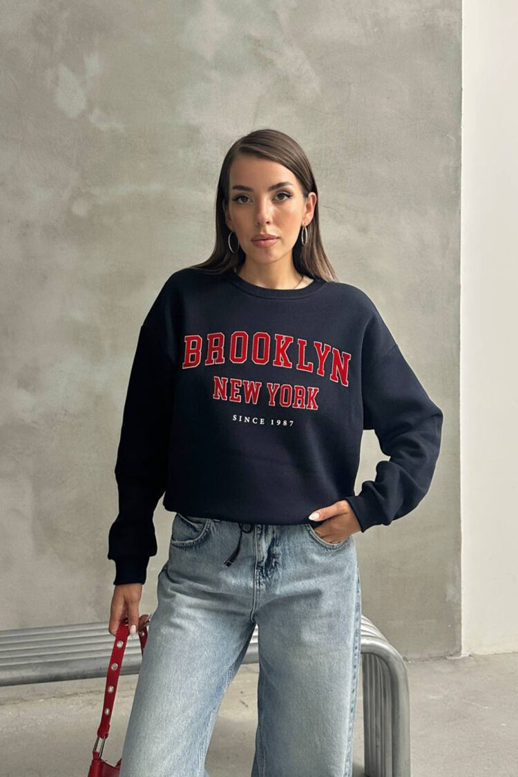 Black Casual Streetwear Sweatshirt