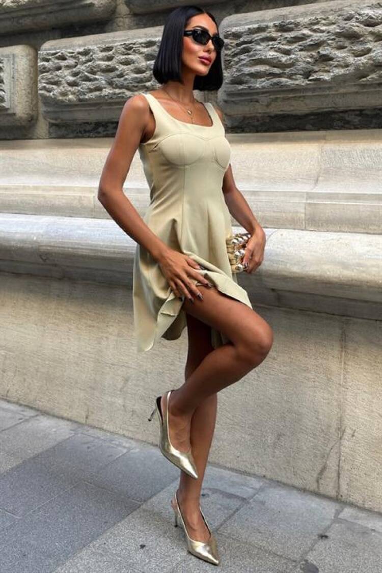 Elegant Beige Set With Flared Mini Skirt