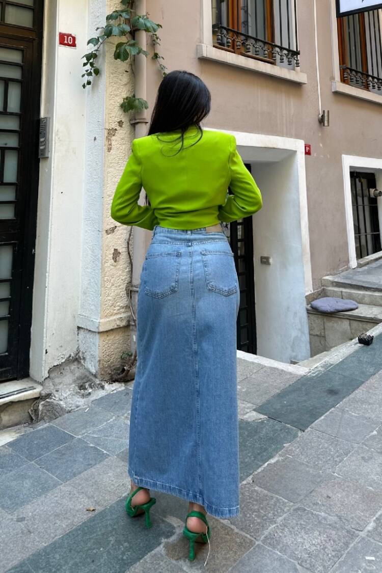 Pencil Maxi Skirt With Buttoned Closure