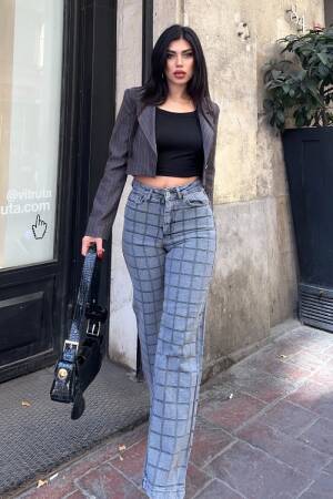 Grey Mom Jeans High Waist Straight Leg Buttoned - Brand: XLove - Women & Kids, Baby Clothes Wholesale - Globality Store