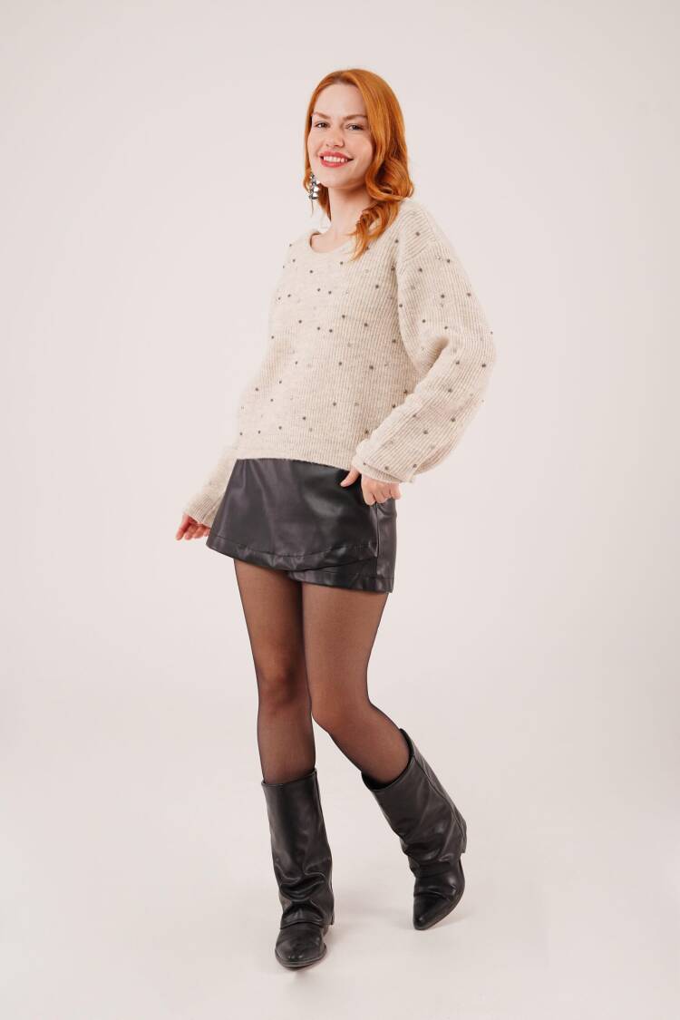Beige Sweater With Sequined Detail - Casual & Elegant