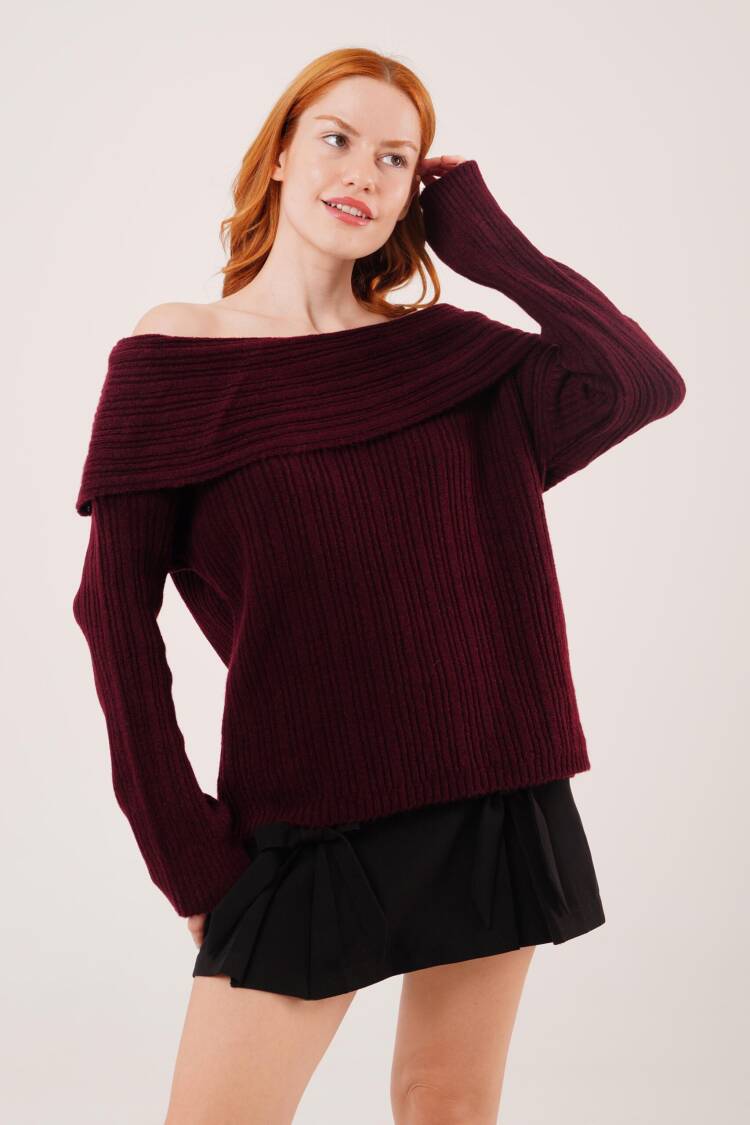 Sweater With Off Shoulder Neck - Oversized Fit - Brand: Lustrin - Women & Kids, Baby Clothes Wholesale - Globality Store