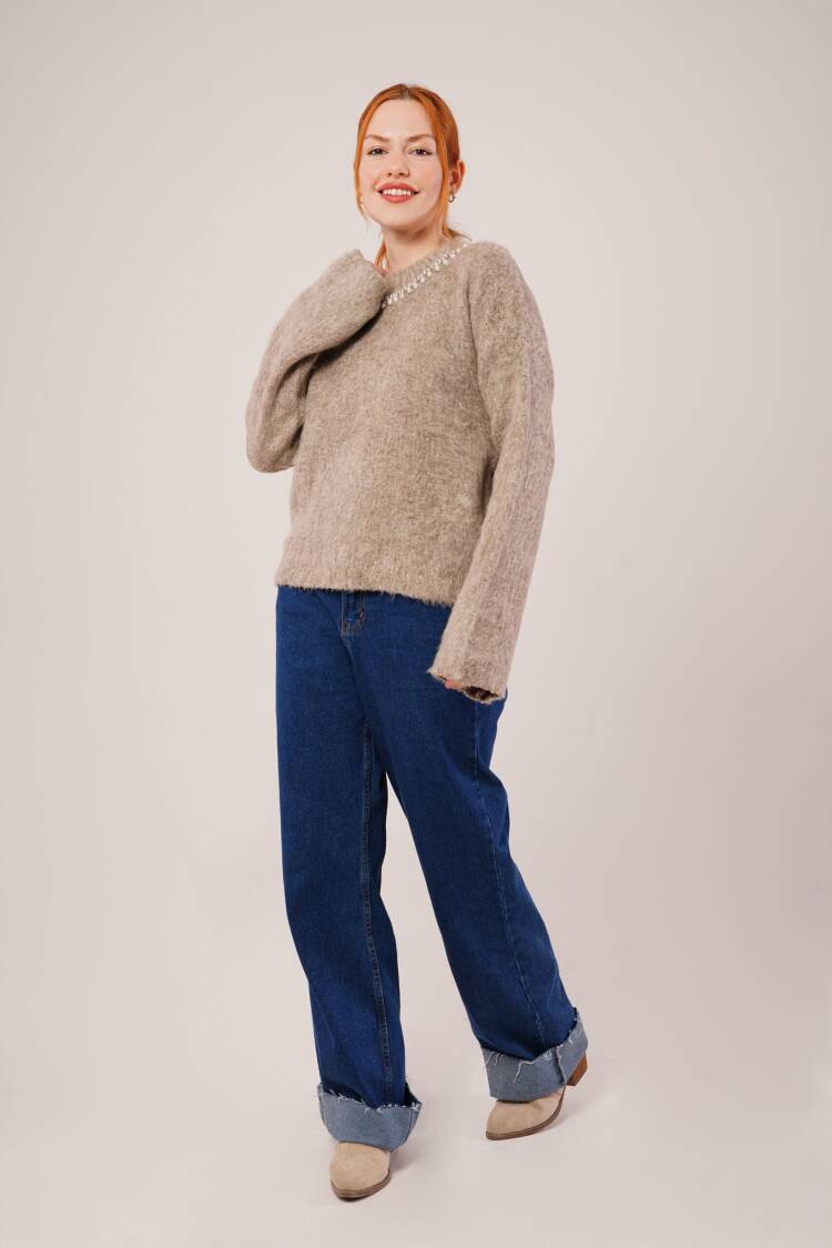 Beige Sweater With Crew Neck And Long Sleeves