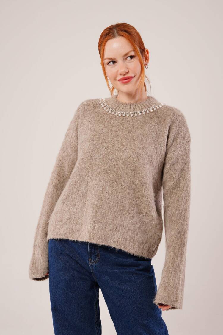 Beige Sweater With Crew Neck And Long Sleeves