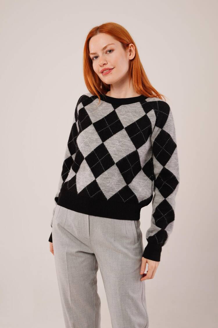 Black Argyle Casual Sweater