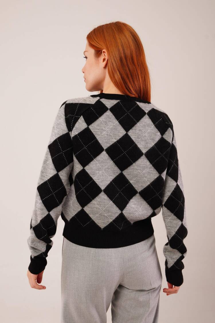 Black Argyle Casual Sweater