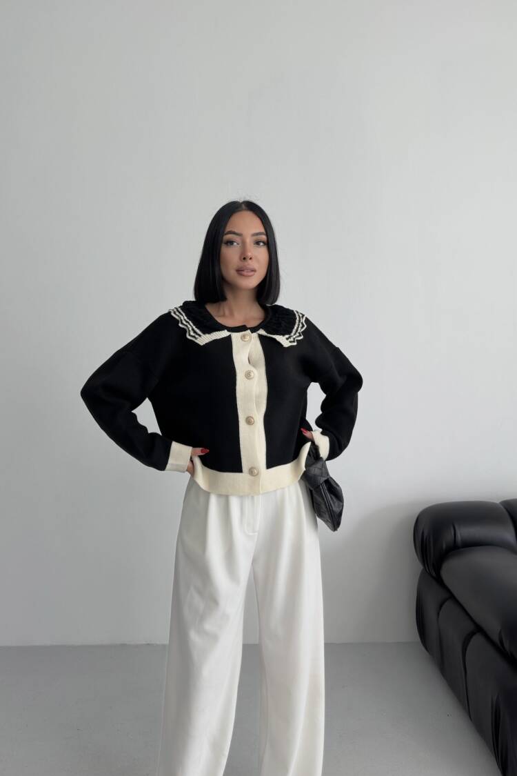 Sweater With Round Neck And Regular Fit