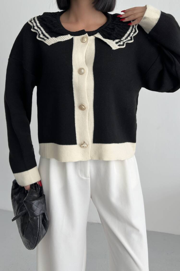 Sweater With Round Neck And Regular Fit