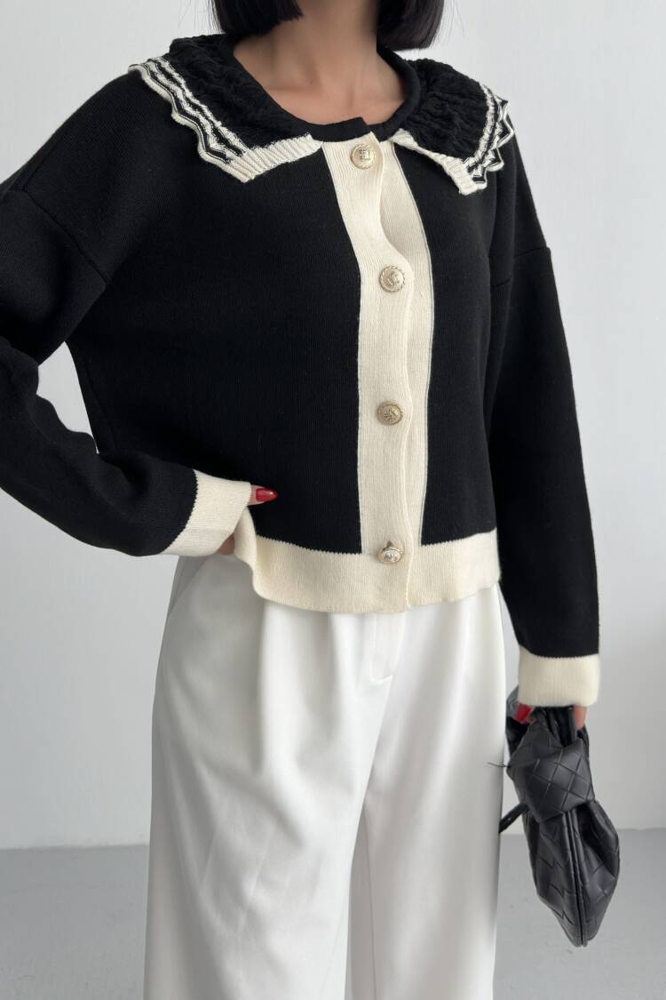 Sweater With Round Neck And Regular Fit