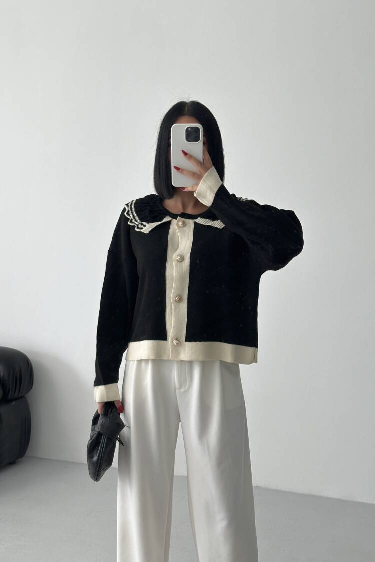 Sweater With Round Neck And Regular Fit