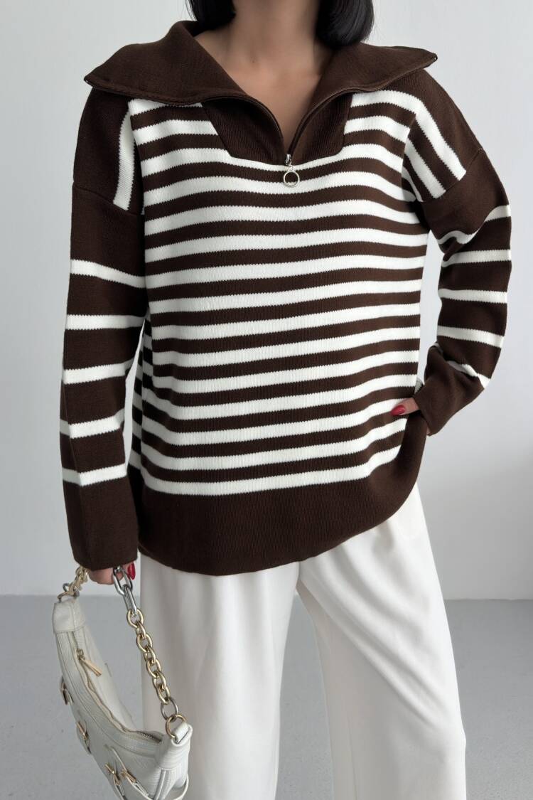Oversized Striped Sweater With Notched Neck