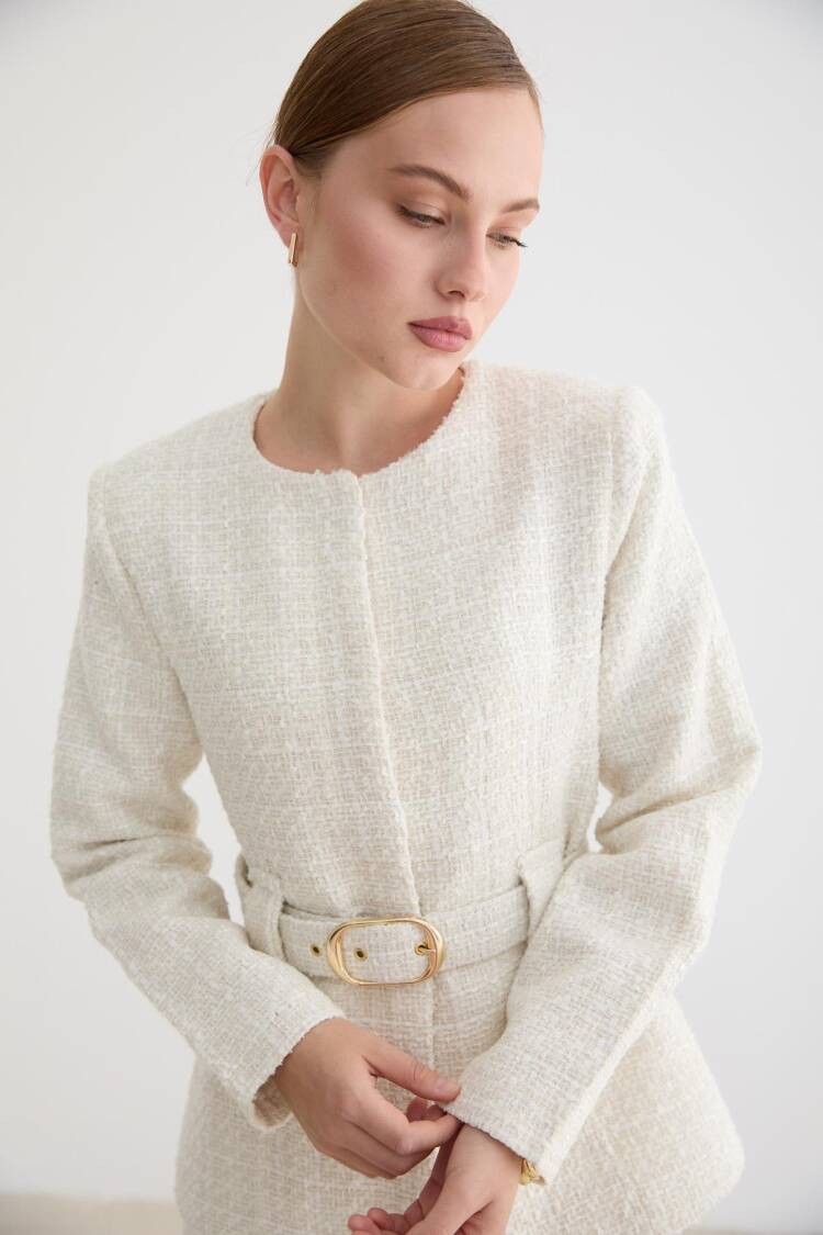White Elegant Slim Fit Jacket