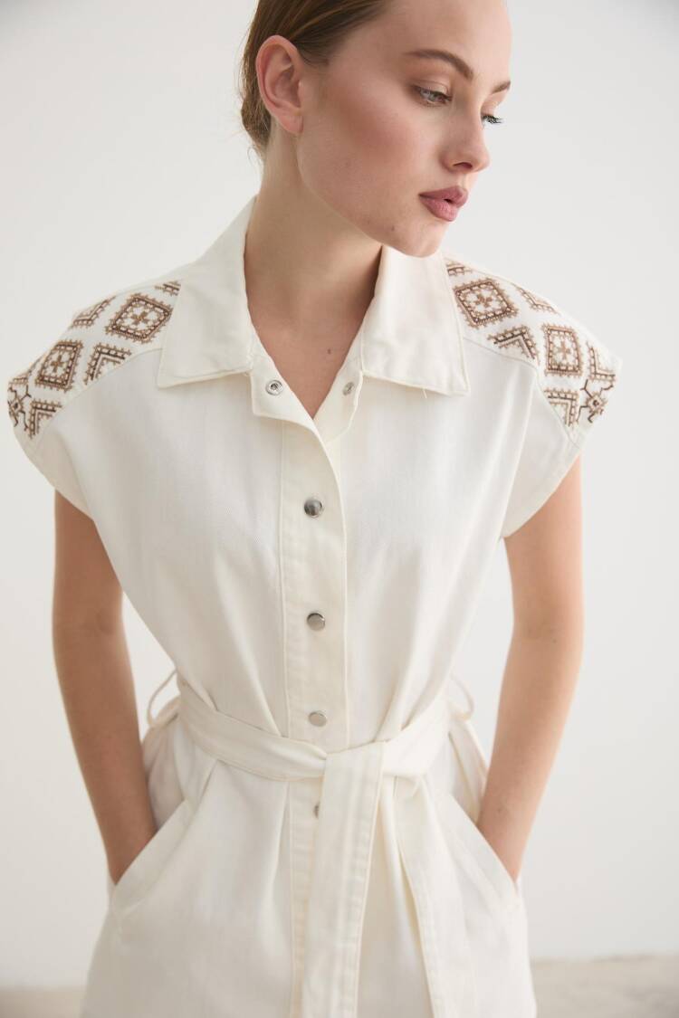 White Ethnic Long Vest With Buttoned Closure
