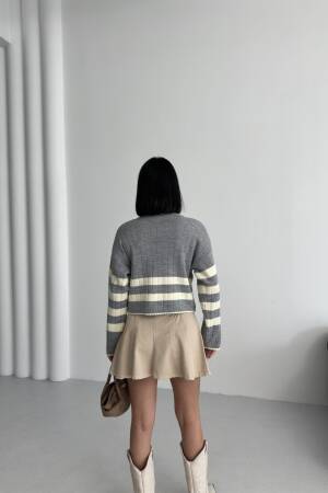 Casual Sweater With Striped Pattern - Brand: My Fashion - Women & Kids, Baby Clothes Wholesale - Globality Store