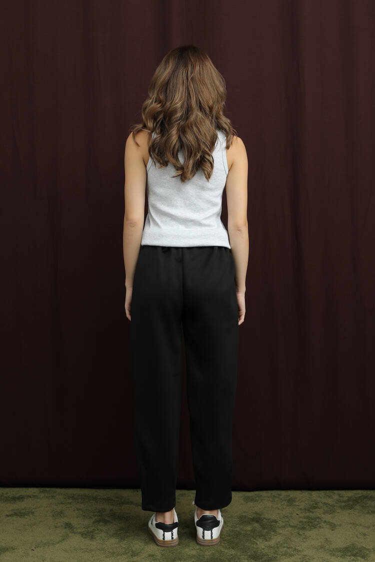 Casual Elegant Tapered Carrot Pants