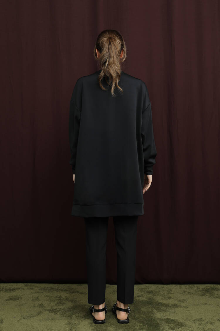 Oversized Fit Tunic With Long Sleeves
