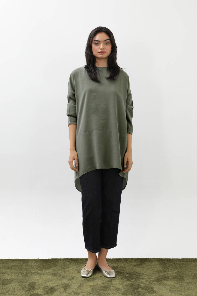 Green Oversized Fit Modest Tunic With Round Neck